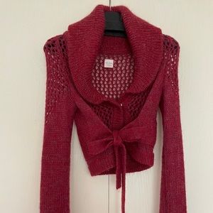 Red knit sweater cardigan (cropped)